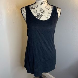Cute black tank top!